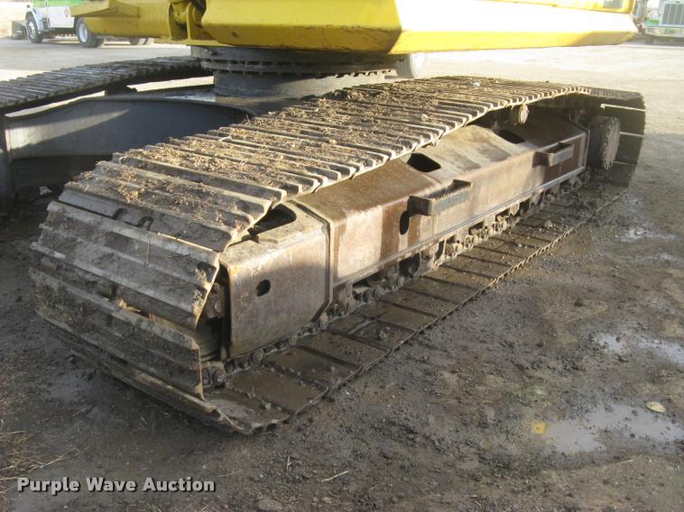 image for item L3969 2004 Komatsu PC200LC-7L excavator