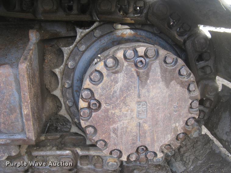 image for item L3969 2004 Komatsu PC200LC-7L excavator