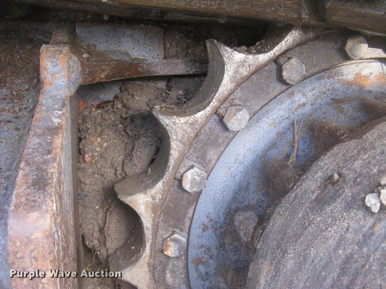 image for item L3969 2004 Komatsu PC200LC-7L excavator