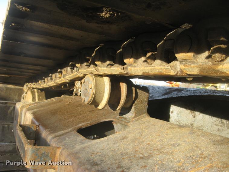 image for item L3969 2004 Komatsu PC200LC-7L excavator