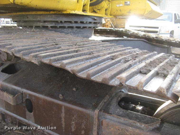 image for item L3969 2004 Komatsu PC200LC-7L excavator