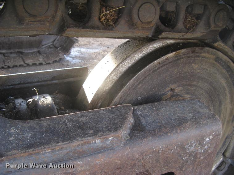 image for item L3969 2004 Komatsu PC200LC-7L excavator