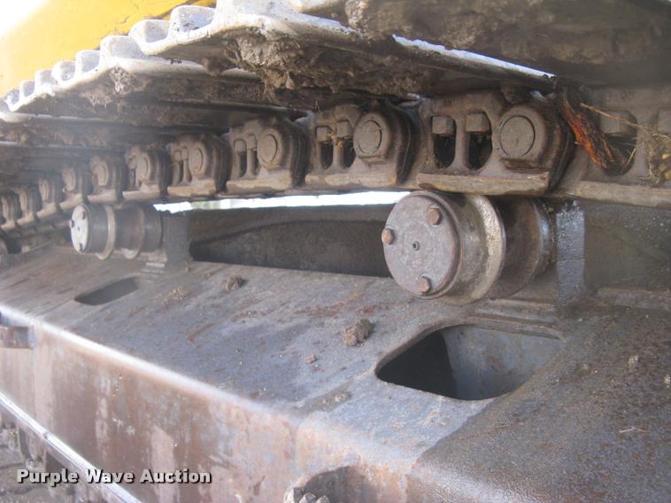 image for item L3969 2004 Komatsu PC200LC-7L excavator