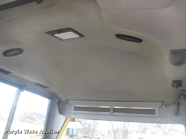 image for item L3970 2004 John Deere 700H LGP dozer