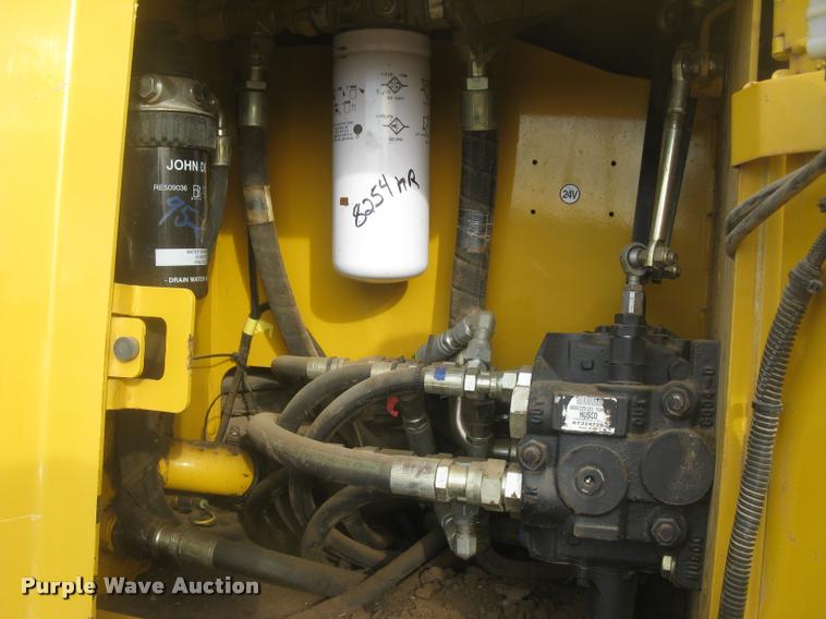 image for item L3970 2004 John Deere 700H LGP dozer