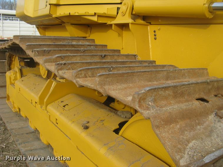 image for item L3970 2004 John Deere 700H LGP dozer