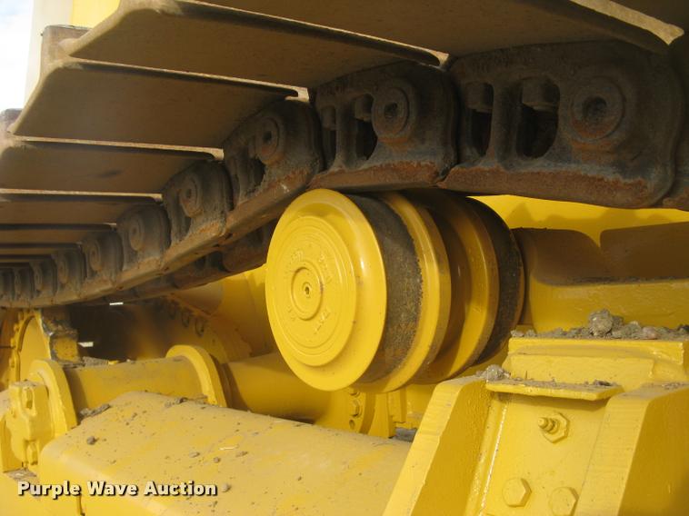 image for item L3970 2004 John Deere 700H LGP dozer