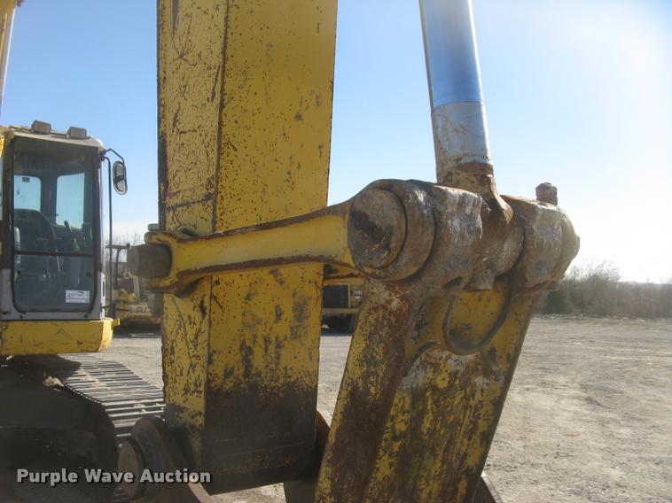 image for item L3974 2006 Komatsu PC228USLC-3 excavator