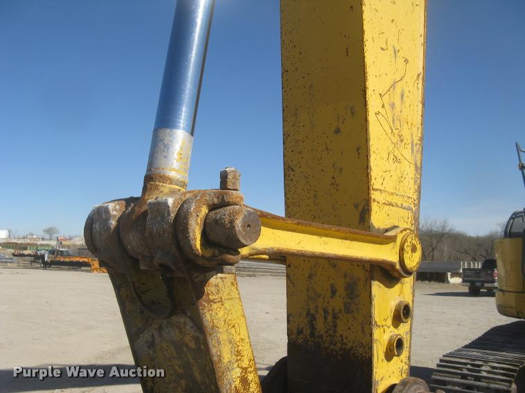 image for item L3974 2006 Komatsu PC228USLC-3 excavator