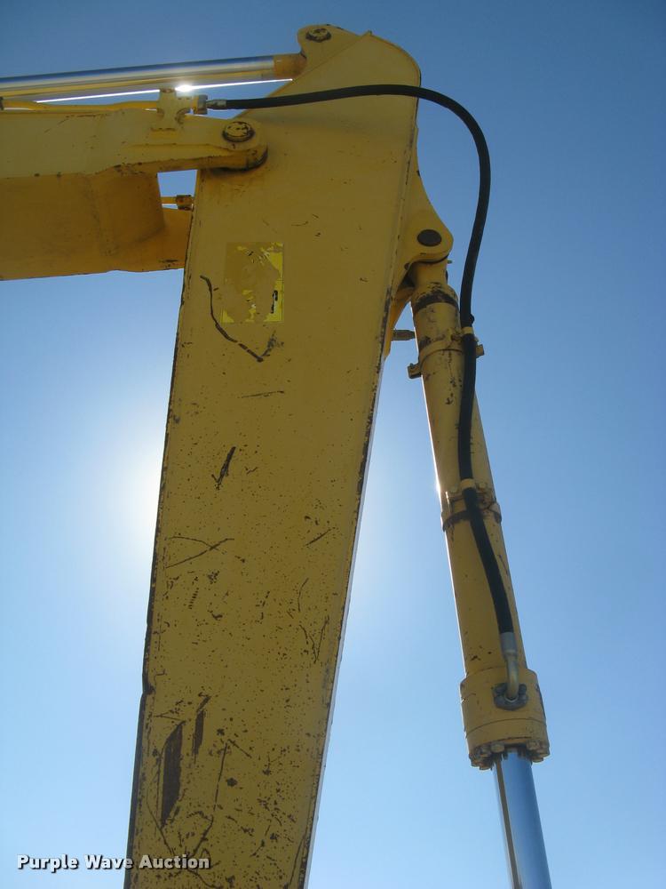 image for item L3974 2006 Komatsu PC228USLC-3 excavator