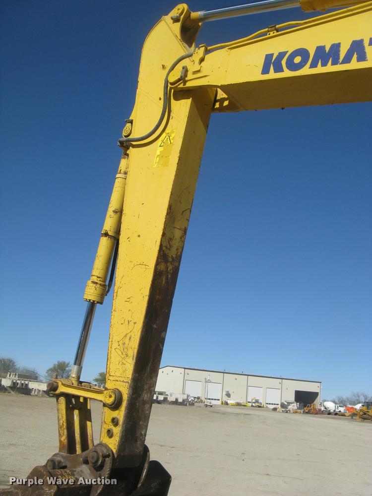 image for item L3974 2006 Komatsu PC228USLC-3 excavator