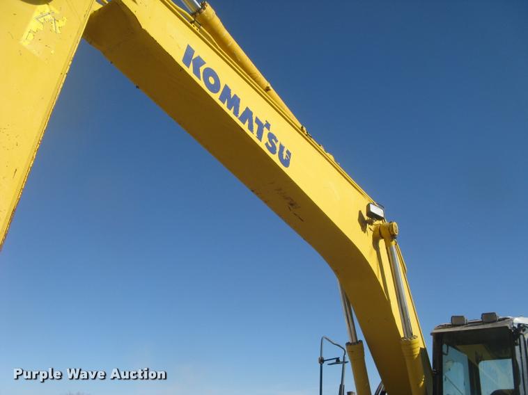 image for item L3974 2006 Komatsu PC228USLC-3 excavator