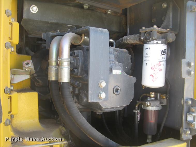 image for item L3974 2006 Komatsu PC228USLC-3 excavator