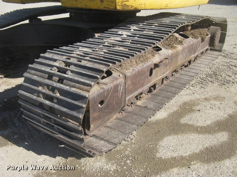 image for item L3974 2006 Komatsu PC228USLC-3 excavator