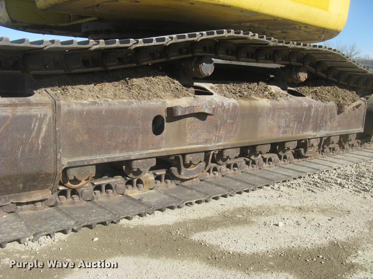 image for item L3974 2006 Komatsu PC228USLC-3 excavator