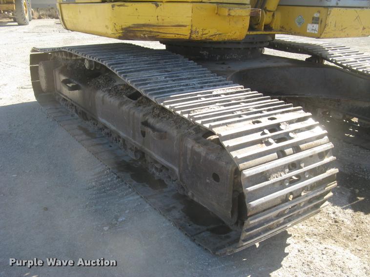 image for item L3974 2006 Komatsu PC228USLC-3 excavator