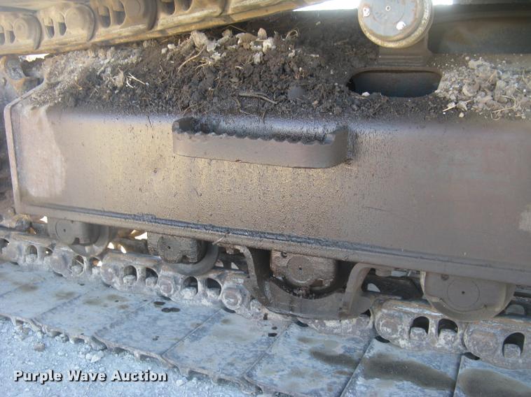 image for item L3974 2006 Komatsu PC228USLC-3 excavator