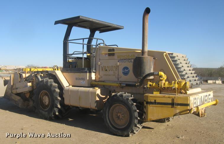 image for item L3975 2006 Bomag MPH364R-2 reclaimer