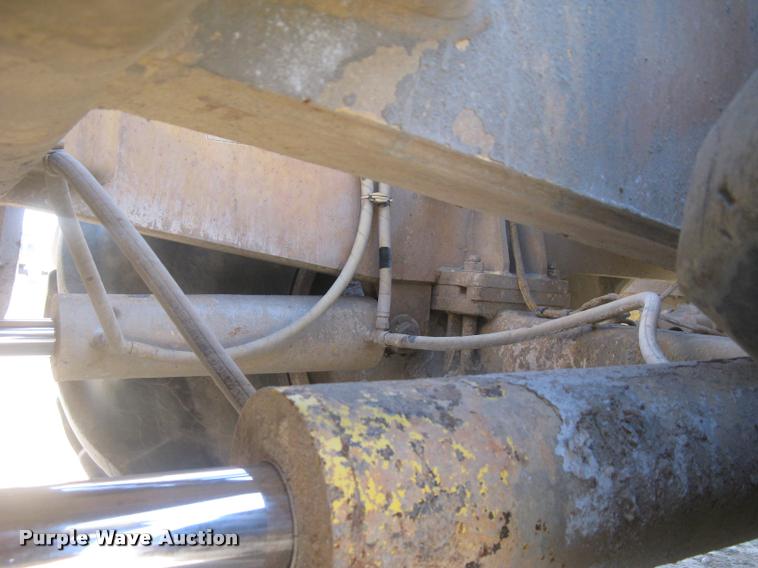 image for item L3975 2006 Bomag MPH364R-2 reclaimer