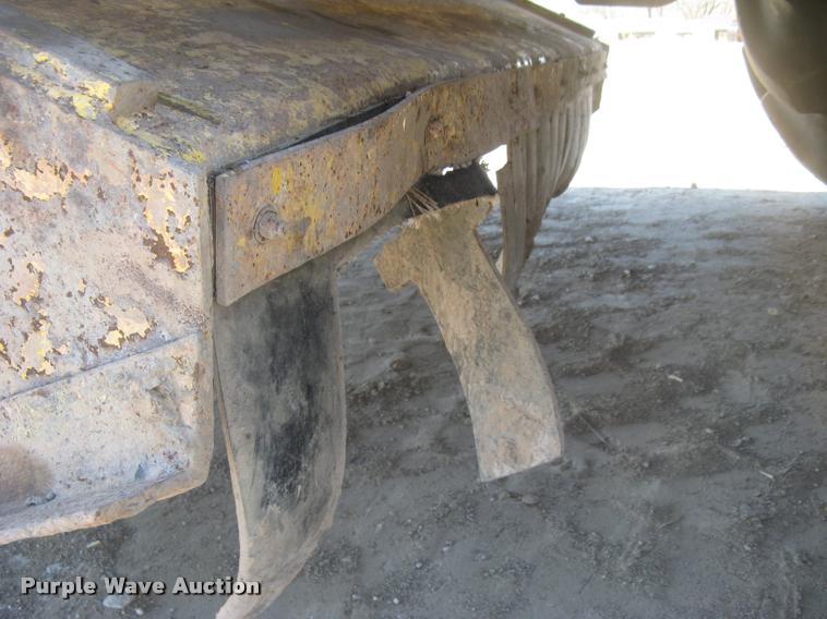 image for item L3975 2006 Bomag MPH364R-2 reclaimer