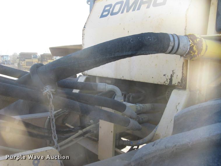 image for item L3975 2006 Bomag MPH364R-2 reclaimer