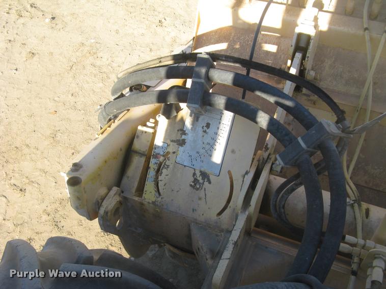 image for item L3975 2006 Bomag MPH364R-2 reclaimer