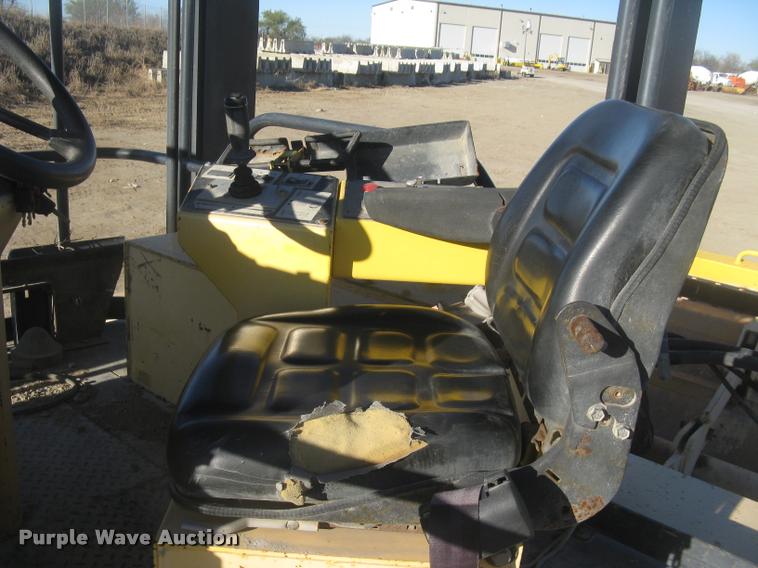 image for item L3975 2006 Bomag MPH364R-2 reclaimer