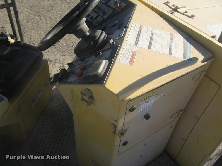 image for item L3975 2006 Bomag MPH364R-2 reclaimer