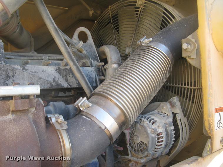 image for item L3975 2006 Bomag MPH364R-2 reclaimer