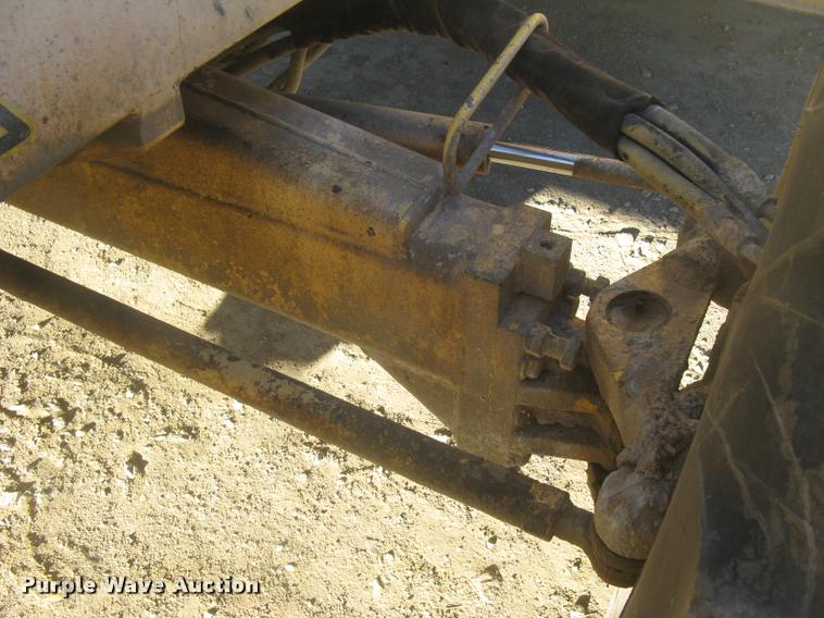 image for item L3975 2006 Bomag MPH364R-2 reclaimer