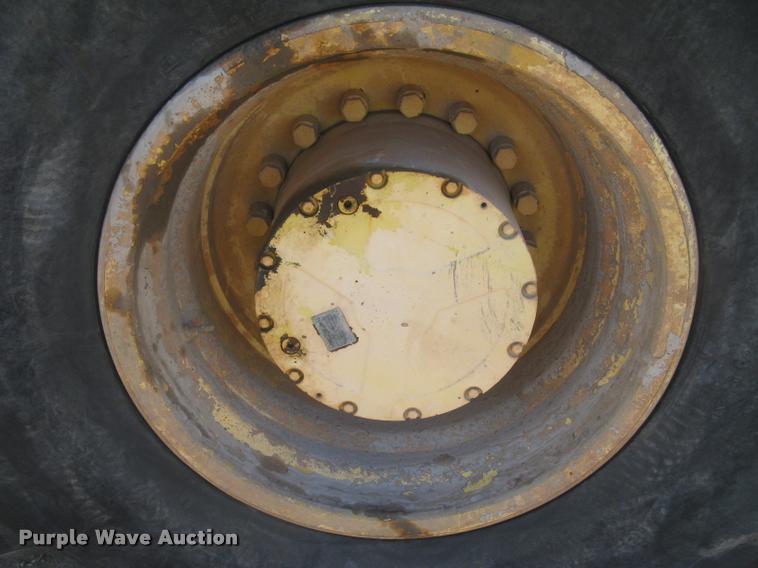 image for item L3975 2006 Bomag MPH364R-2 reclaimer