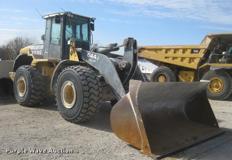 image for item L3976 2007 John Deere 644J wheel loader
