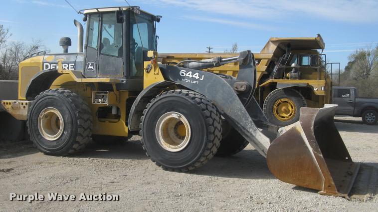 image for item L3976 2007 John Deere 644J wheel loader
