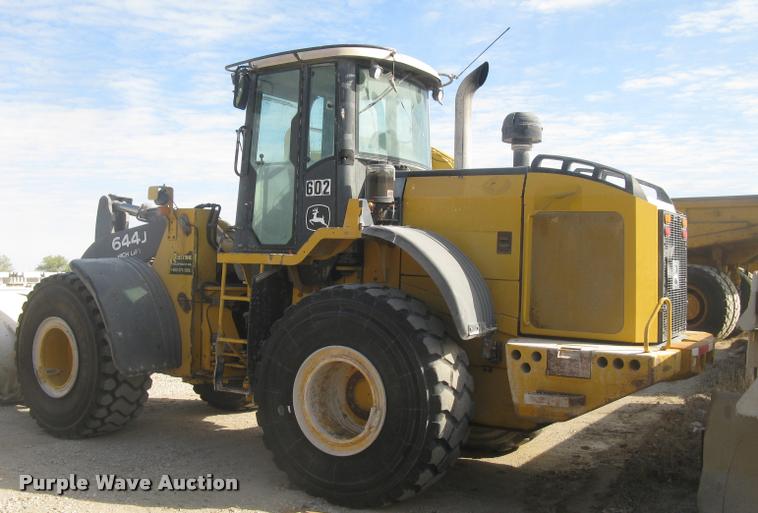 image for item L3976 2007 John Deere 644J wheel loader