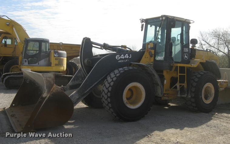 image for item L3976 2007 John Deere 644J wheel loader