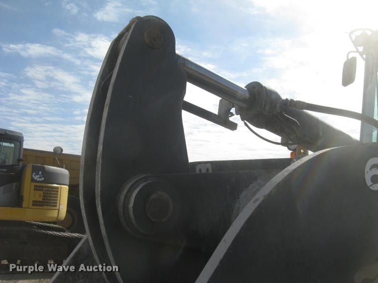 image for item L3976 2007 John Deere 644J wheel loader