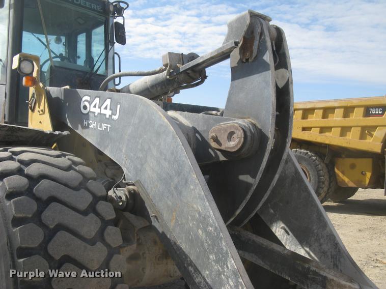 image for item L3976 2007 John Deere 644J wheel loader