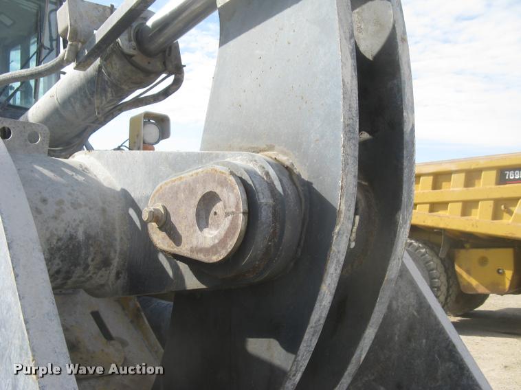 image for item L3976 2007 John Deere 644J wheel loader