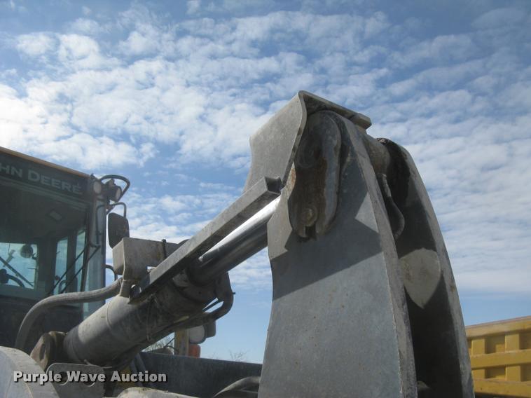 image for item L3976 2007 John Deere 644J wheel loader