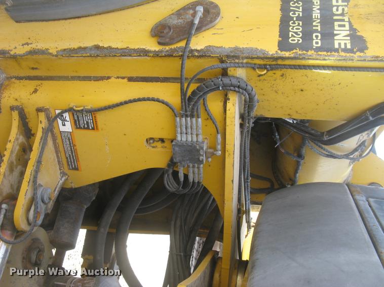 image for item L3976 2007 John Deere 644J wheel loader