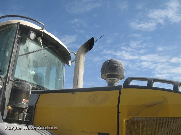 image for item L3976 2007 John Deere 644J wheel loader