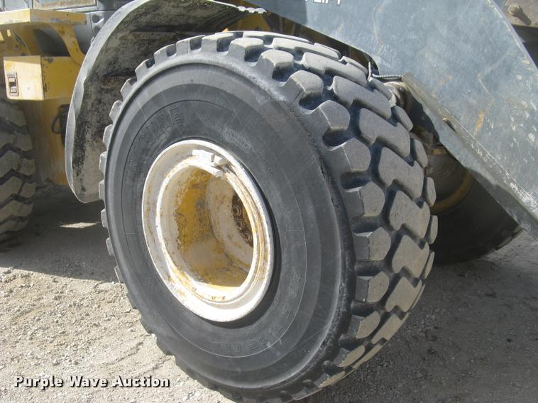 image for item L3976 2007 John Deere 644J wheel loader