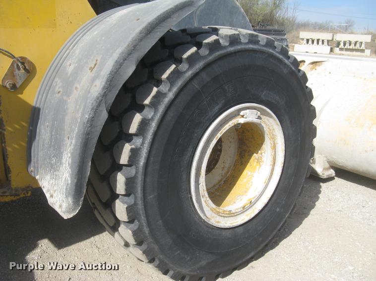 image for item L3976 2007 John Deere 644J wheel loader