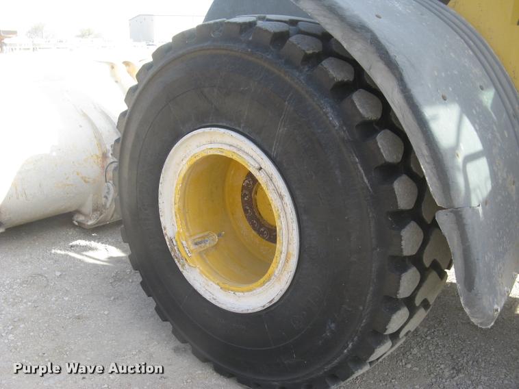 image for item L3976 2007 John Deere 644J wheel loader