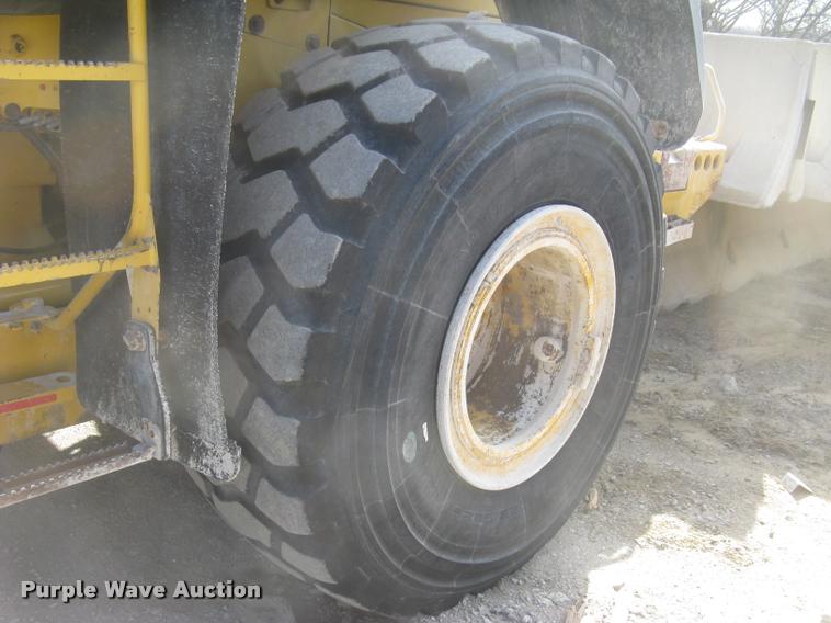 image for item L3976 2007 John Deere 644J wheel loader