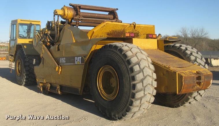 image for item L3977 1995 Caterpillar 615C Series II elevating scraper