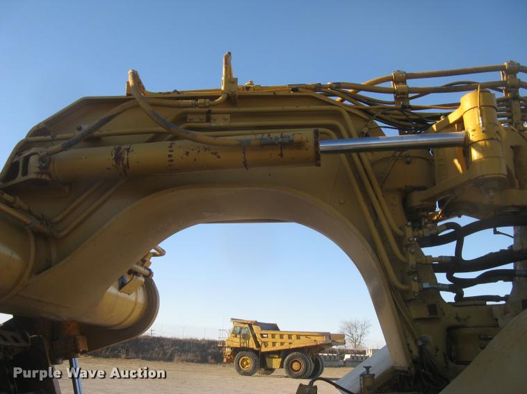image for item L3977 1995 Caterpillar 615C Series II elevating scraper
