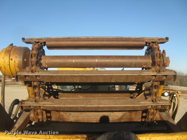 image for item L3977 1995 Caterpillar 615C Series II elevating scraper