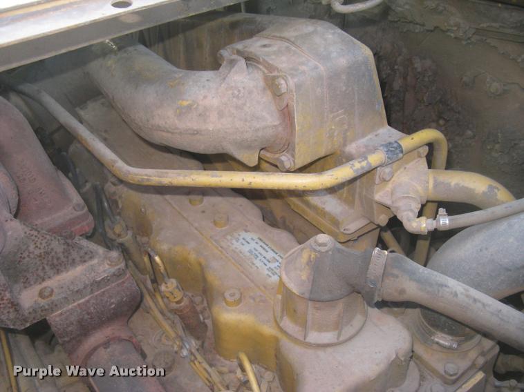 image for item L3977 1995 Caterpillar 615C Series II elevating scraper