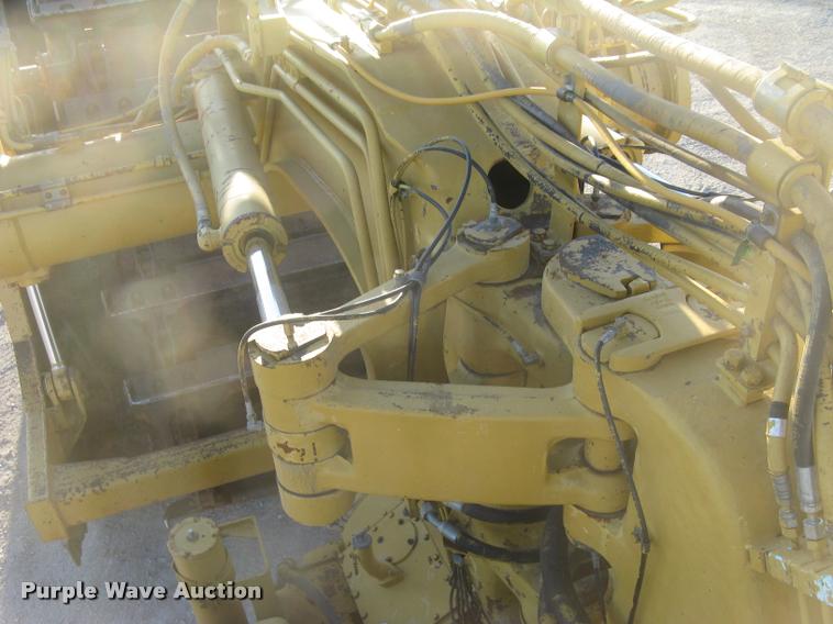 image for item L3977 1995 Caterpillar 615C Series II elevating scraper